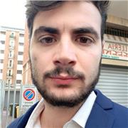 Studente universitario appassionato della storia, per me questa materia è un viaggio affascinante nel passato da cui poter comprendere meglio il mondo in cui viviamo e non una ripetizione di date